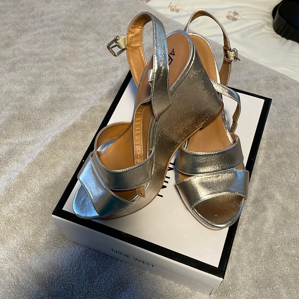 Womens silver wedges